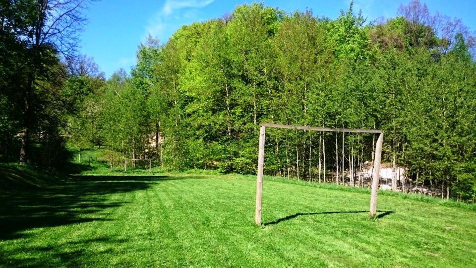 Gosciniec Jas -Sniadania I Obiadokolacje Szwedzki Stol W Cenie Bezplatny Parking Szklarska Poreba Bagian luar foto